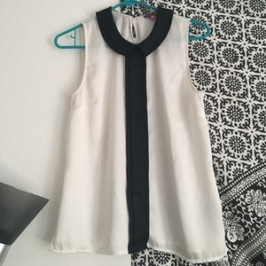 Vince Camuto Black and While Blouse